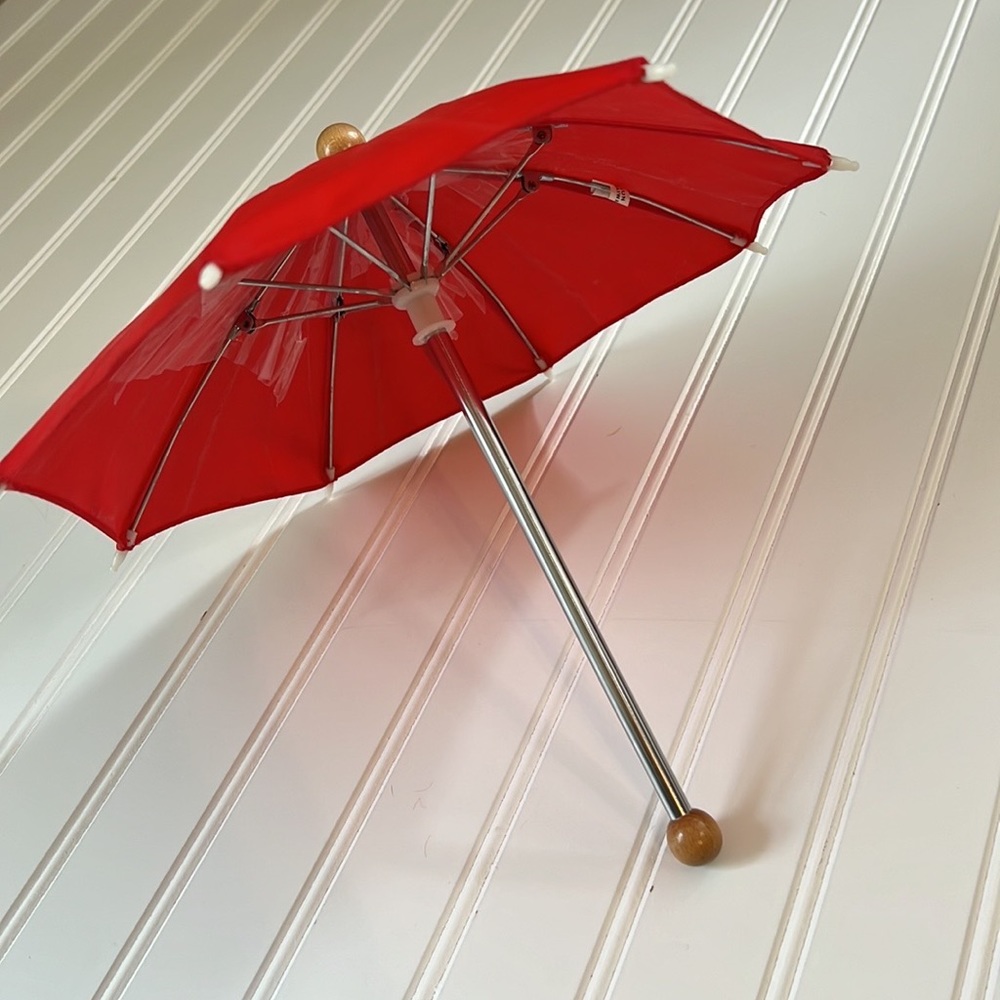 VINTAGE American Girl Molly Umbrella from the Pleasant Company Days